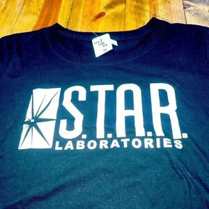 STAR LABORATORIES GRAFFIC TEE DC extended Advanced research laboratory